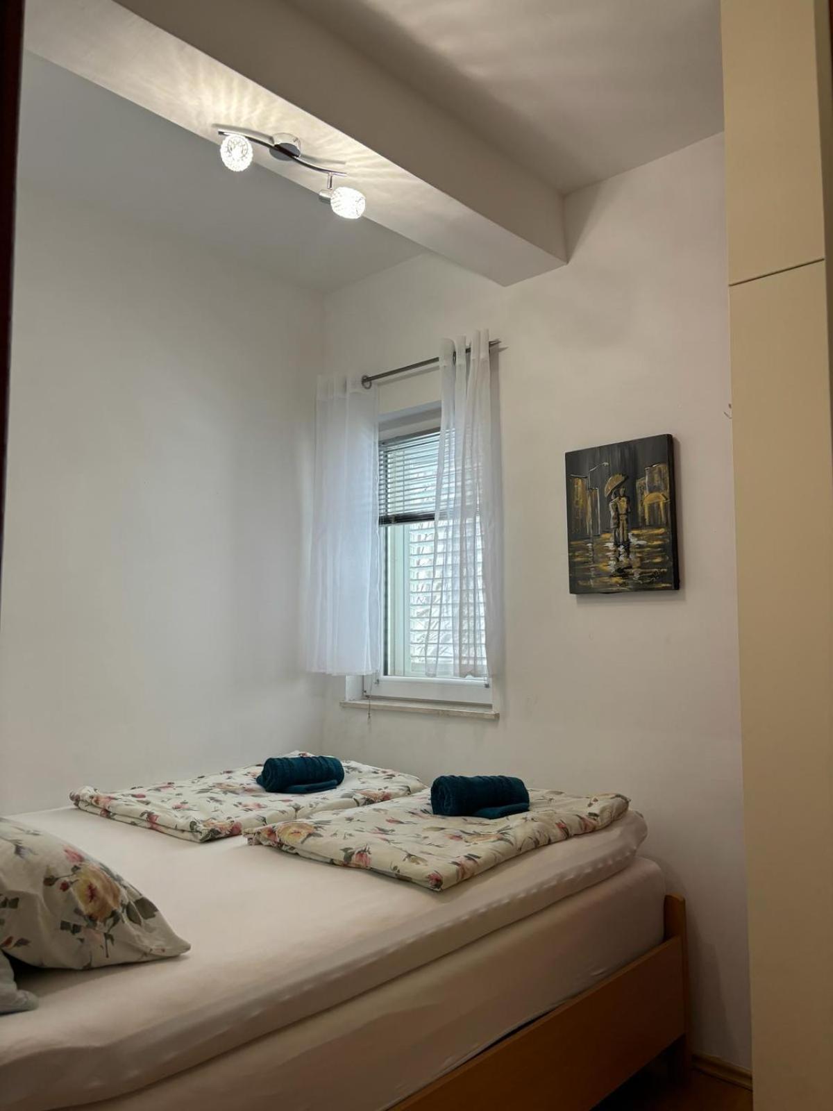 Apartment Eny Baska Voda Exterior photo