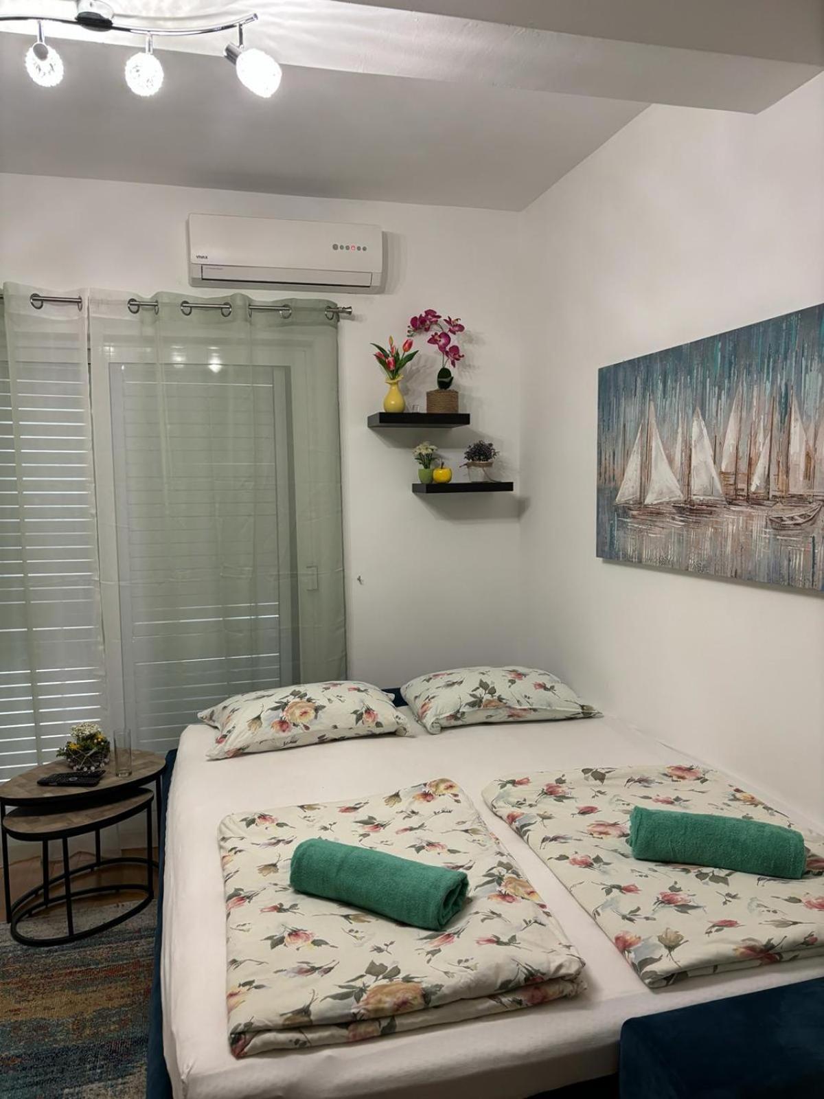 Apartment Eny Baska Voda Room photo